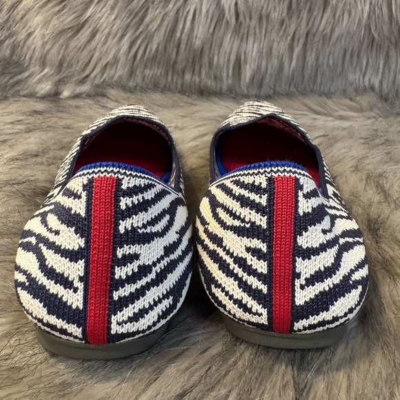 Rothy's Black and White Zebra Print Loafers Size 7.5 - Picture 8 of 13